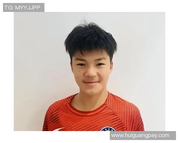 中国足球球员留洋之路的诗意探索与梦想追寻