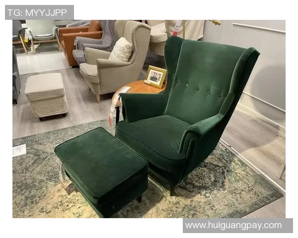 舒适体验与时尚设计相结合的足球沙发脚踏完美提升家居氛围